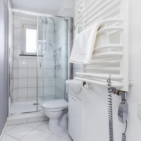 Nowy Port Standard By Bookinghost * Gdańsk