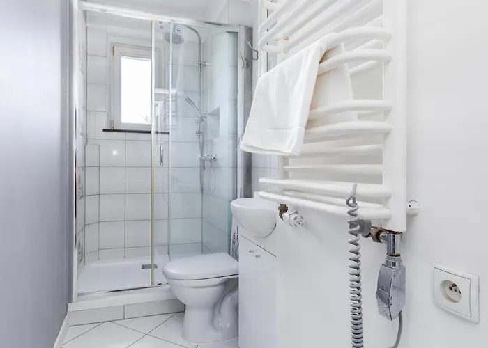 Nowy Port Standard By Bookinghost * Gdańsk